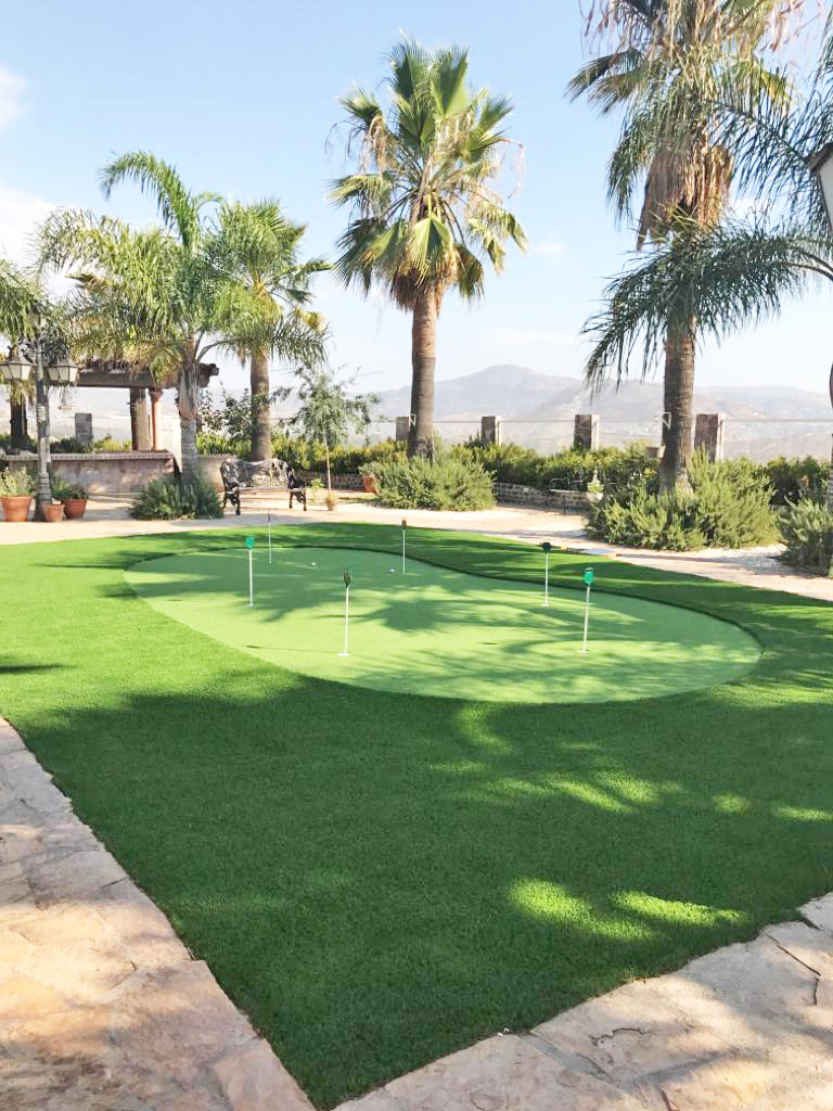 Enjoy your Putting Green