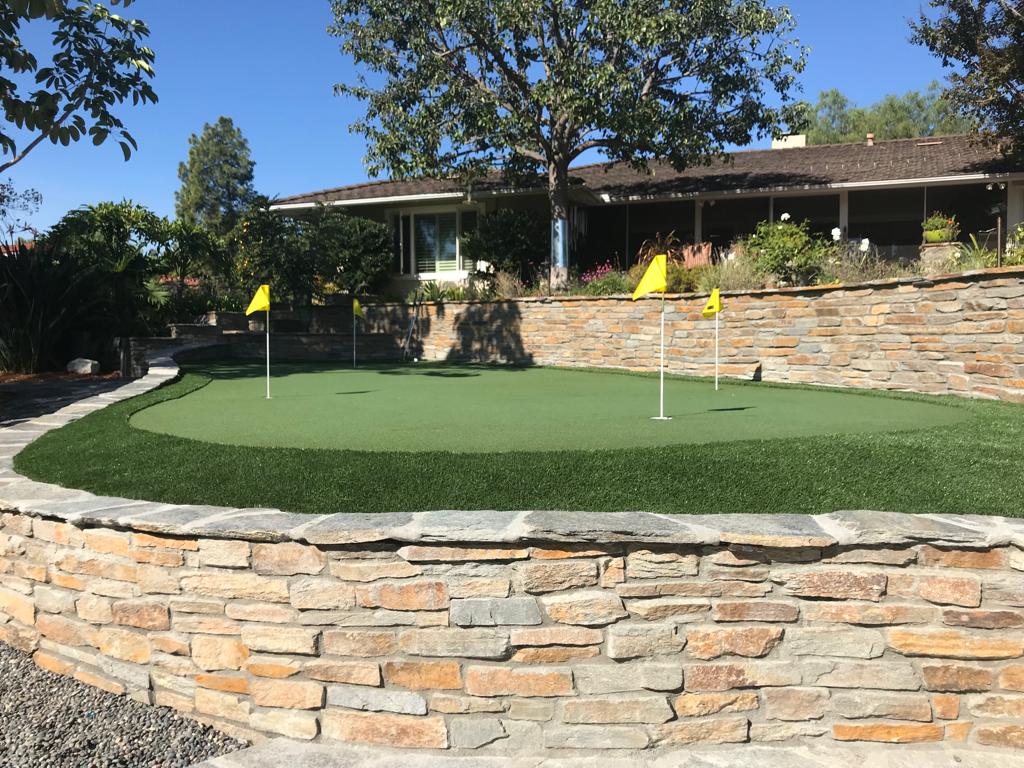 Putting green artificial grass